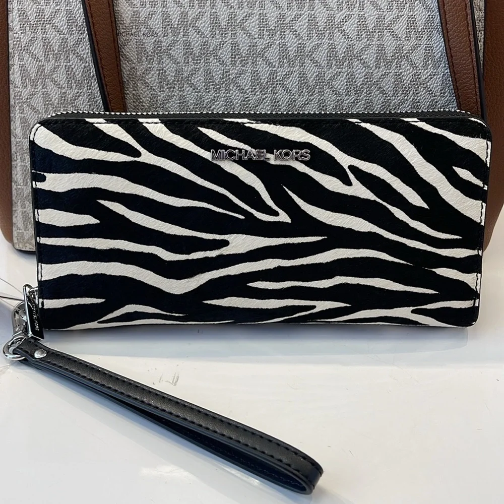 MICHAEL KORS Large Continental Wristlet Phone Case Wallet Exotic Print Hair Calf - Picture 15 of 16